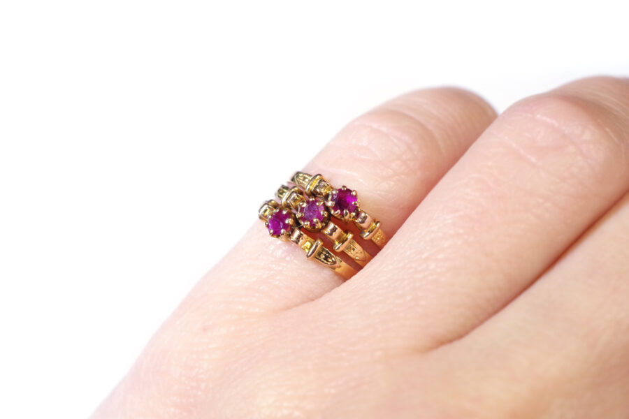 gold ruby ring decorated with belt