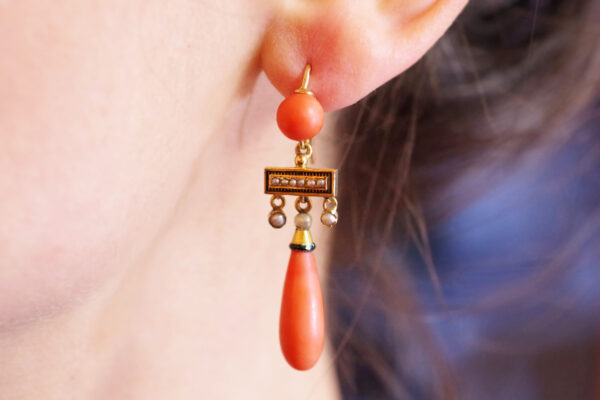 victorian dangle earrings in gold