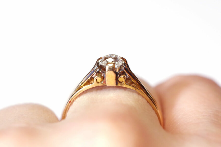 victorian diamond wedding ring in gold