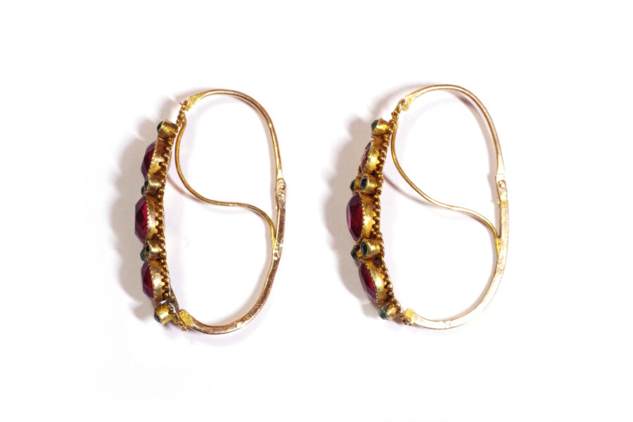 antique poissardes earrings in gold