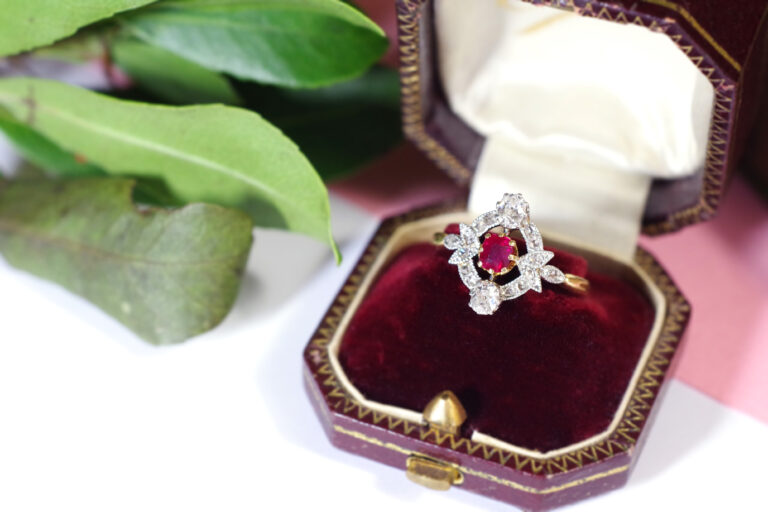 Ruby pigeon's blood diamond ring Art nouveau