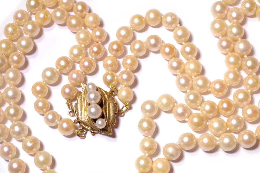 pre-owned cultured pearl necklace