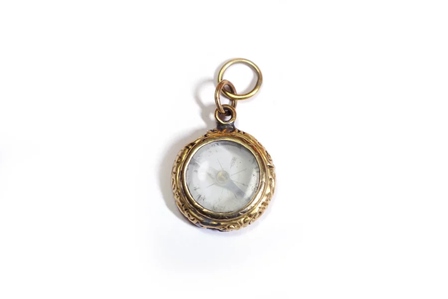 Victorian gold compass pendant