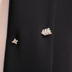 arrow diamond platinum brooch