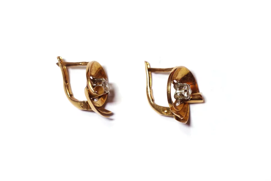circular retro gold earrings