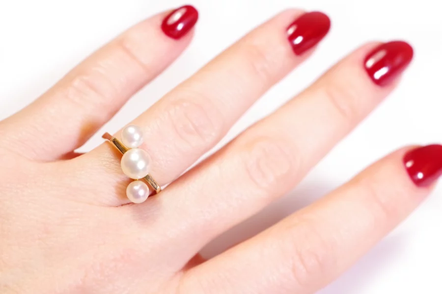 modernist cultured pearl ring