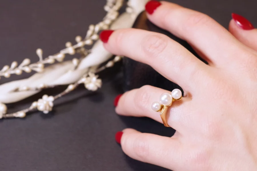 mid century gold pearl ring