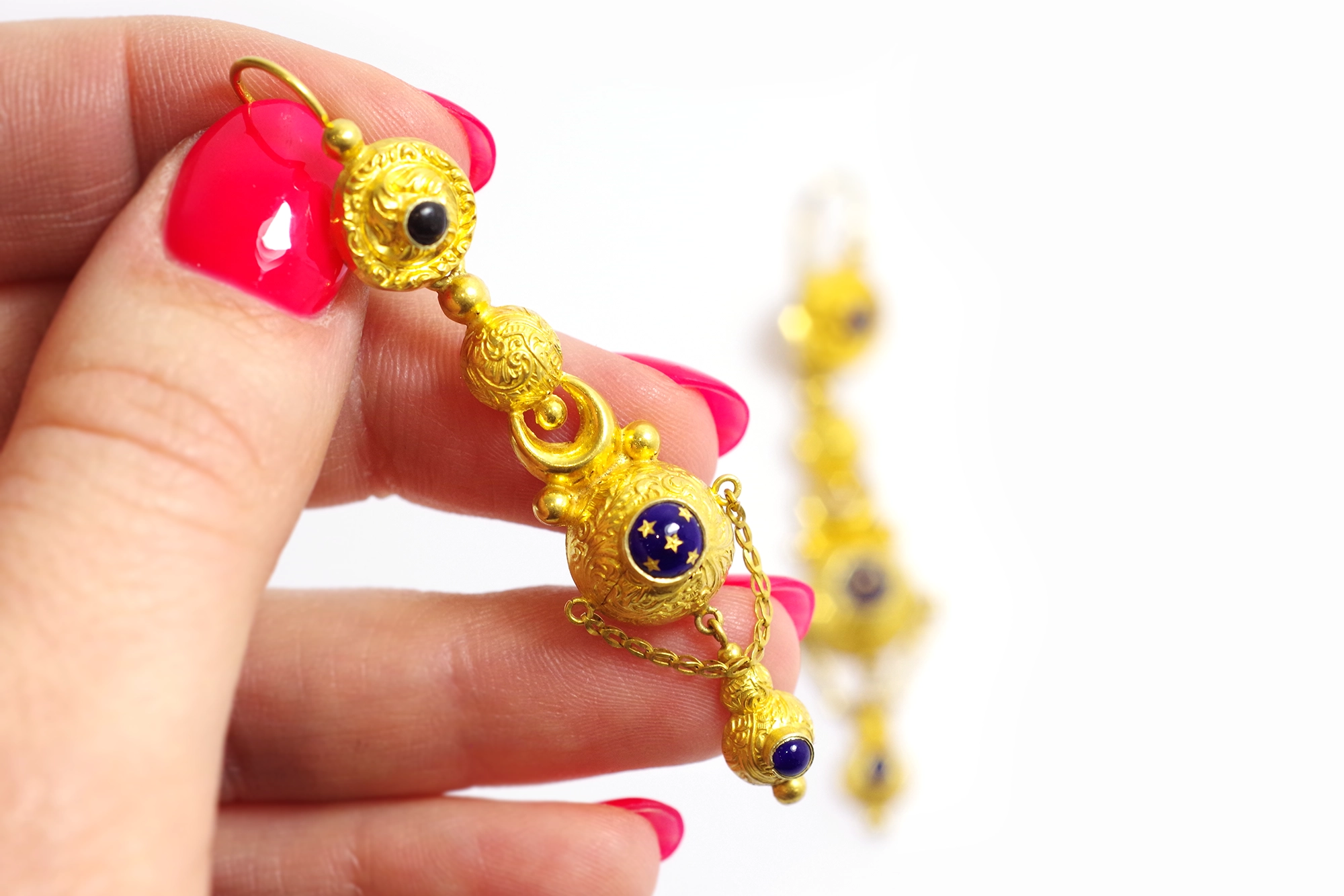 long star enamel earrings in gold