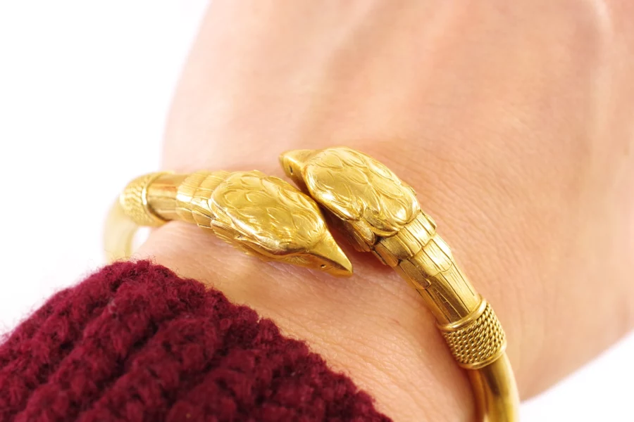 bracelet aigle en or