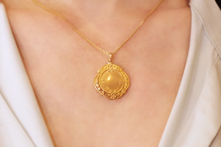 antique locket pendant in gold