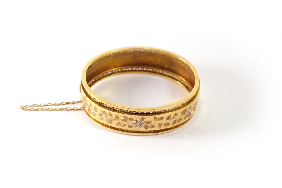 victorian pair of cuff bracelets in gold
