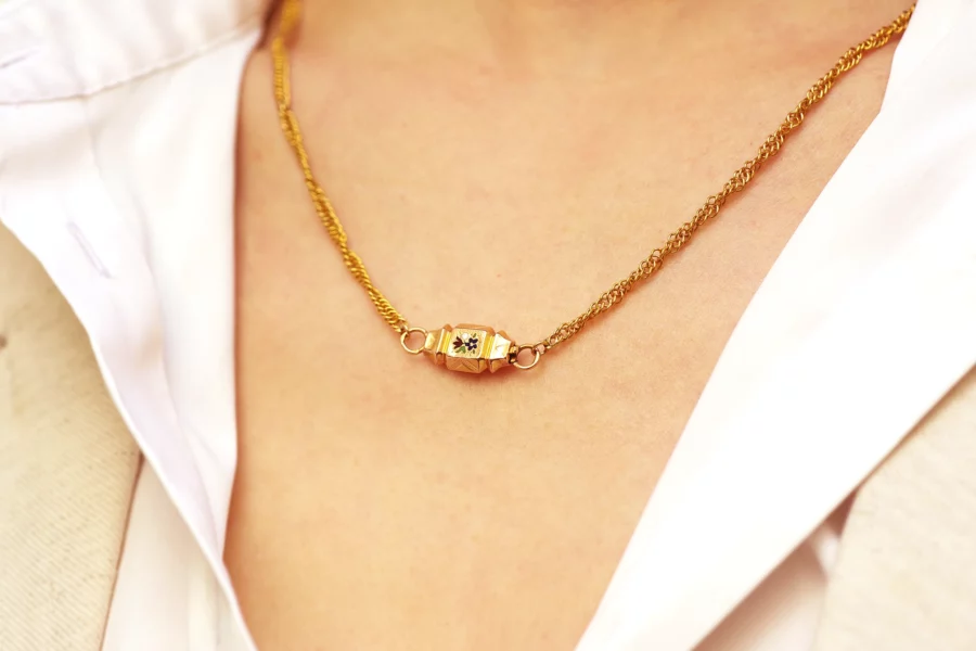 antique gold chain clasp necklace