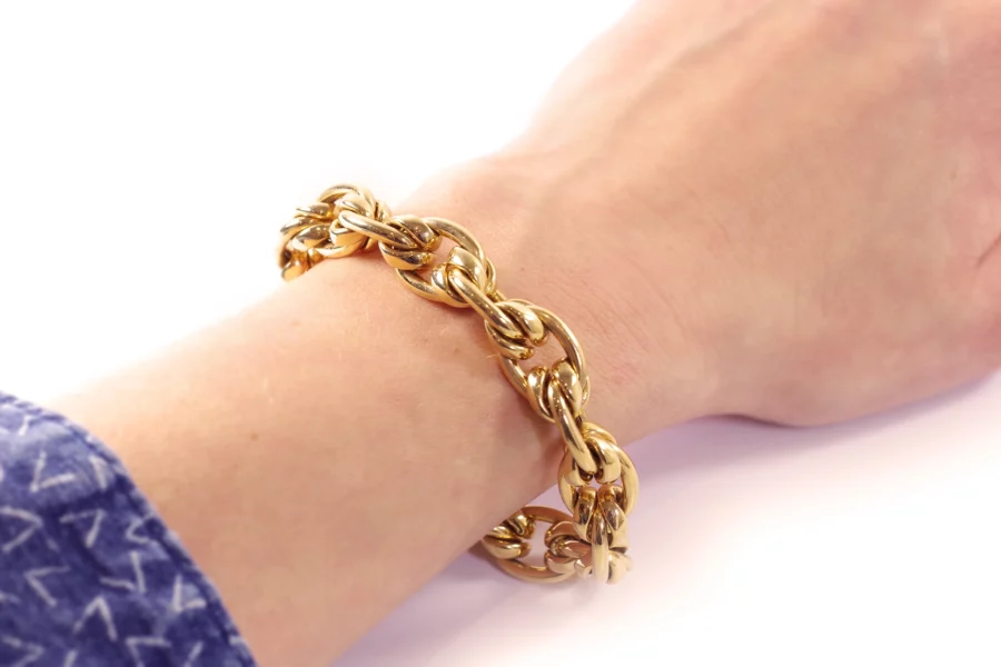 pre-owned gold 18k bracelet
