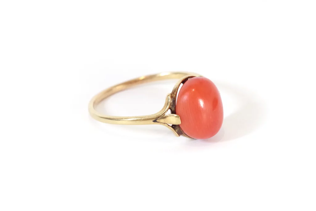 bague ancienne corail