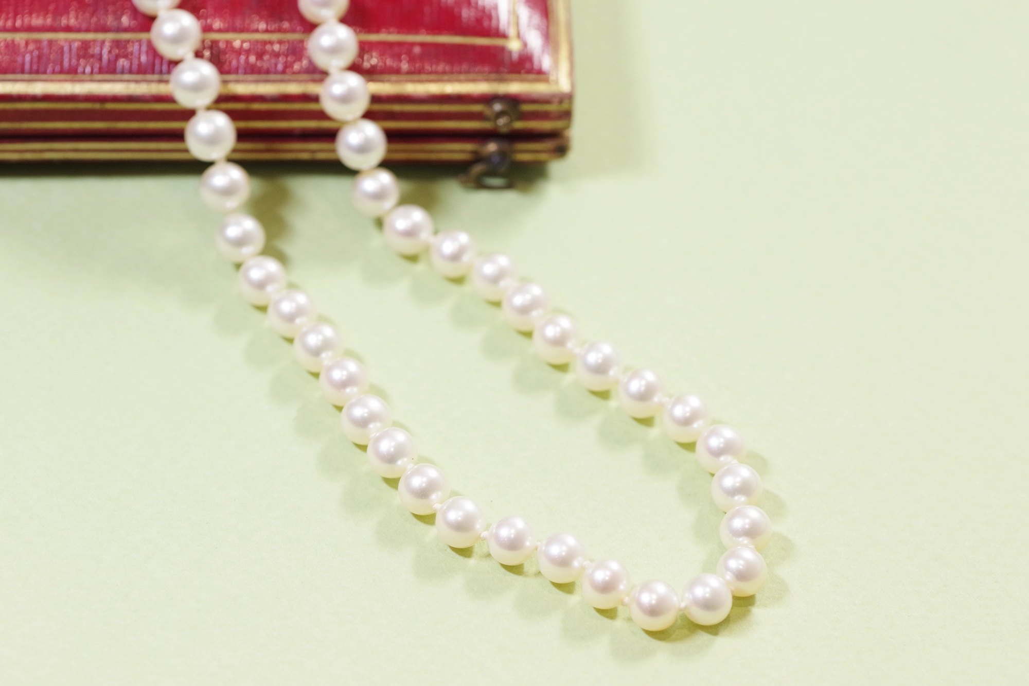 8-8.5mm AAA Gem Quality Pearl Necklace 14k Gold 4 Colors of Pearls