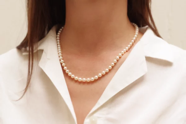 gold clasp pearl necklace