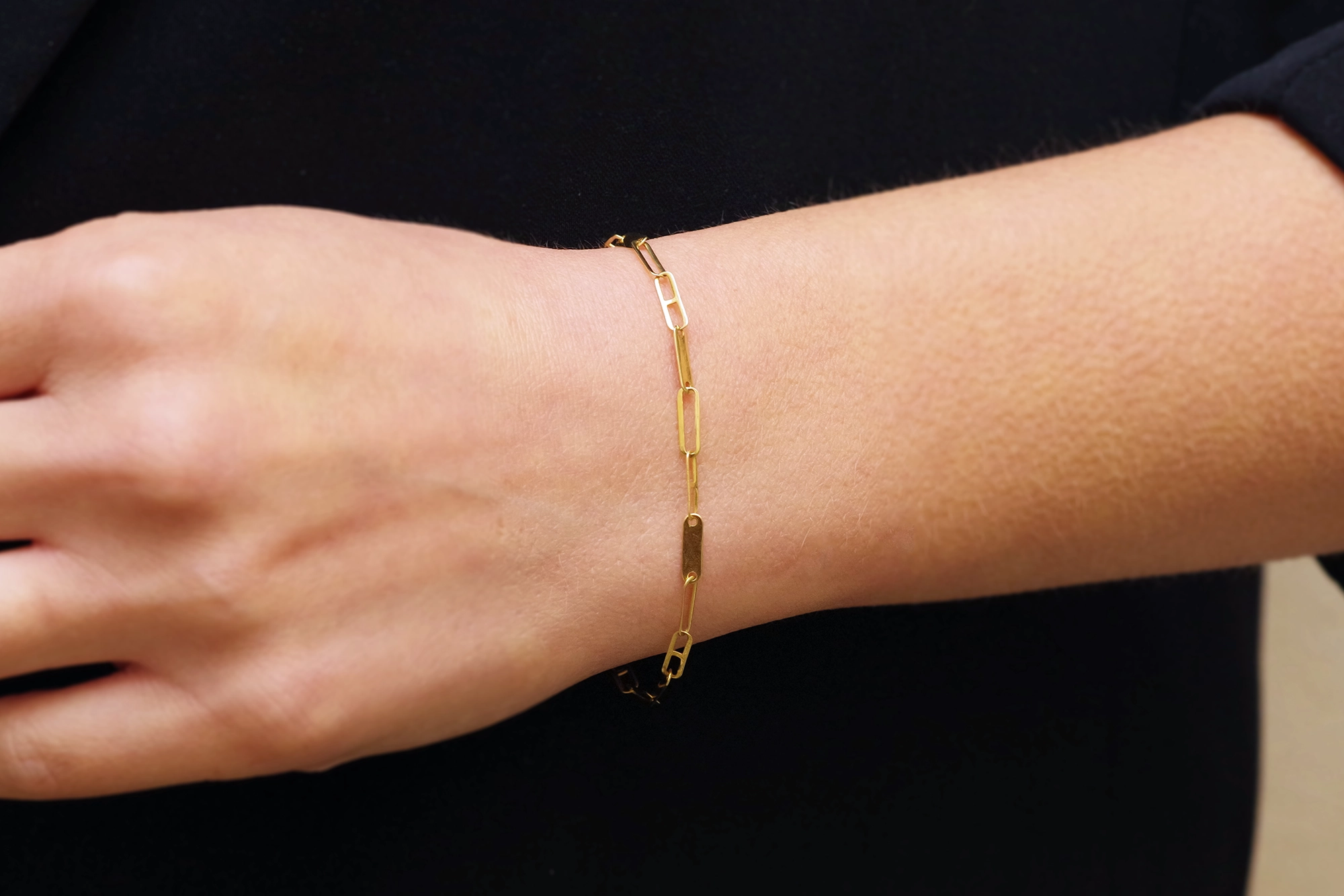 Vintage thin gold bracelet – Maison Mohs