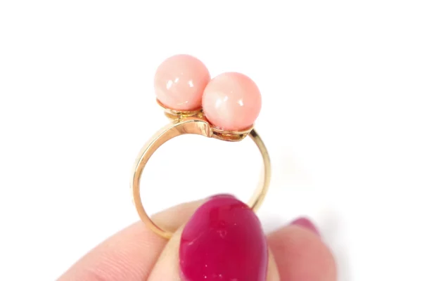 coral pearl ring in gold
