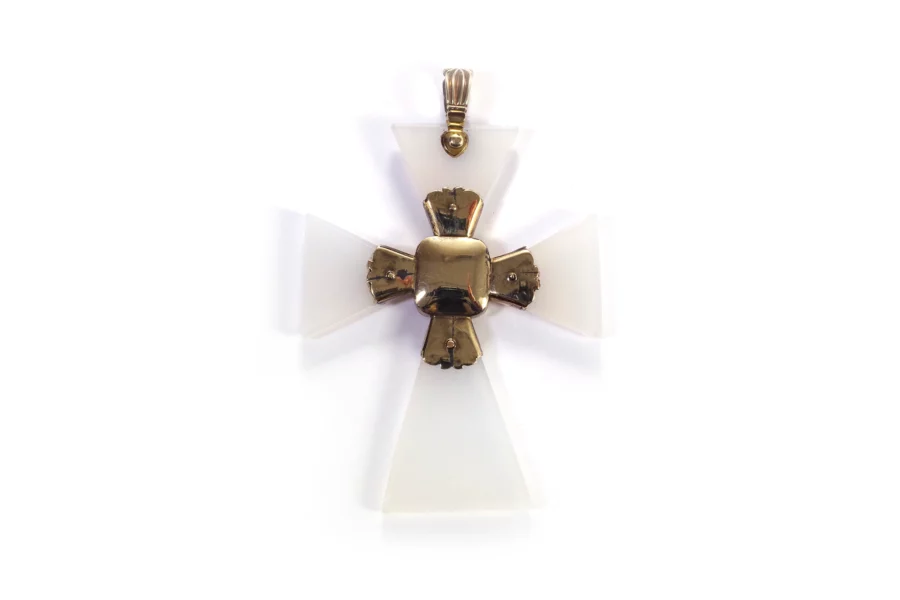 georgian reliquary maltese cross pendant