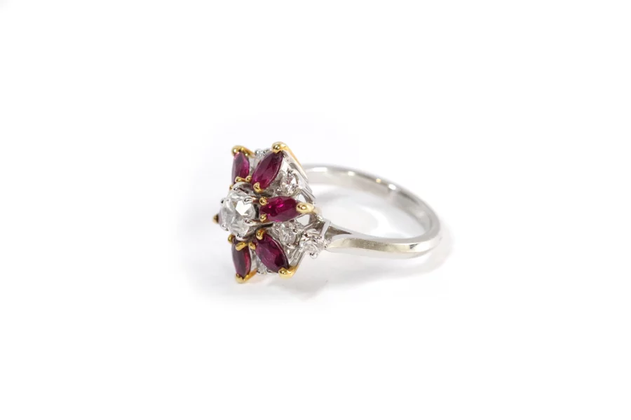 pre owned ruby diamond ring in gold