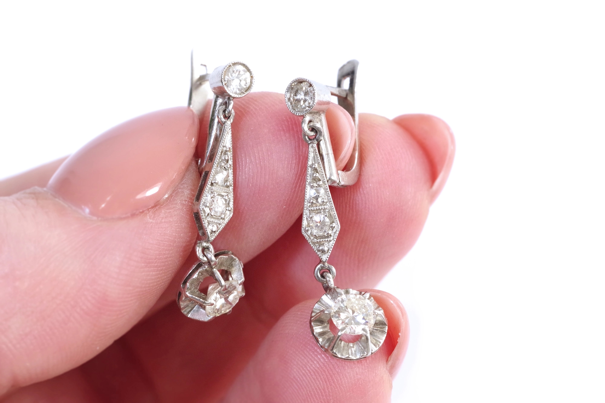 Art Deco Vintage 7.76 Ct Diamond Platinum Earrings Ref: 215721 - Antique  Jewelry | Vintage Rings | Faberge EggsAntique Jewelry | Vintage Rings |  Faberge Eggs
