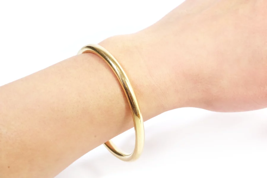 Pre owned bangle gold bracelet