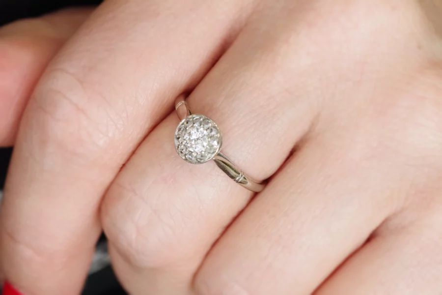 Art deco wedding diamond ring