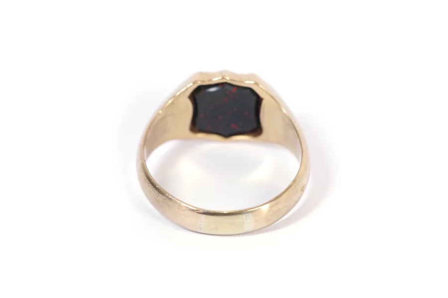 antique signet ring in gold