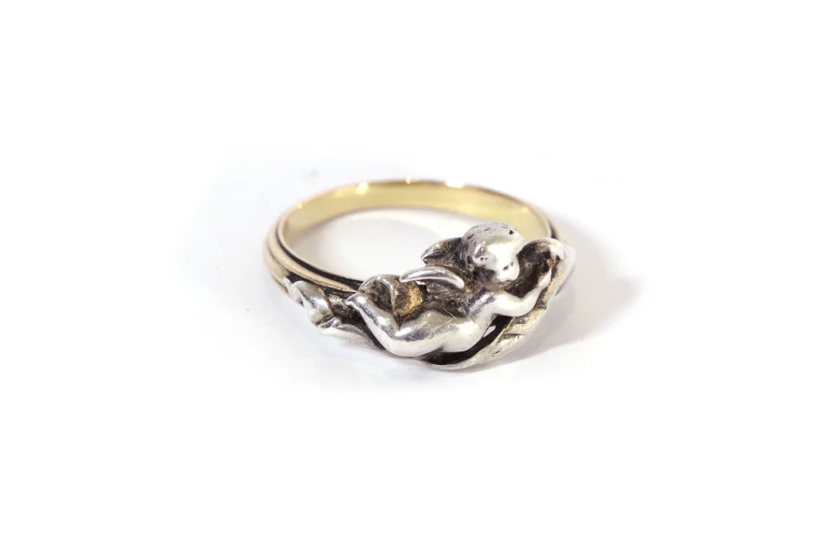 Fanniere freres angel ring