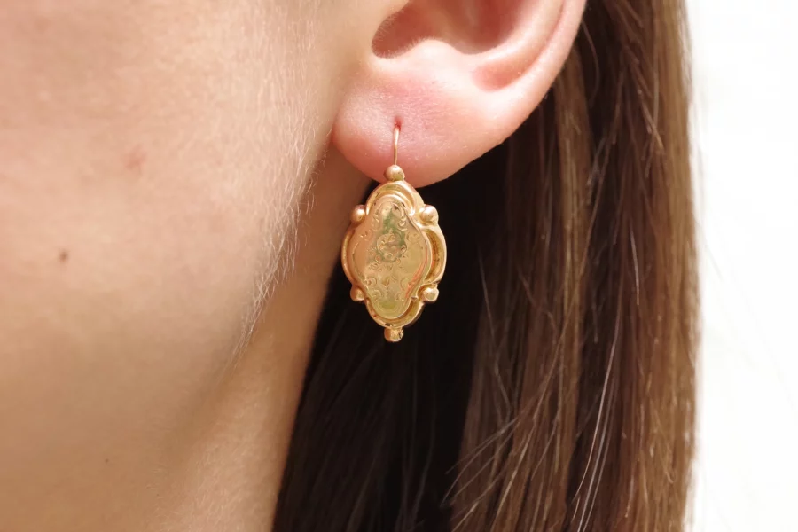 antique chiseled gold earrings