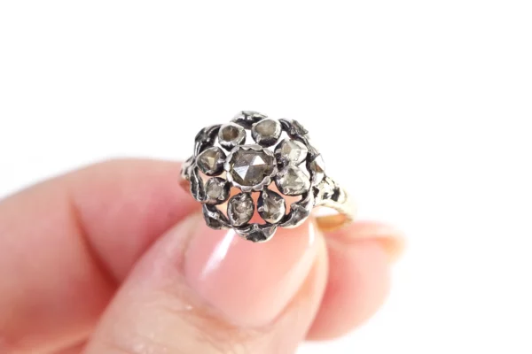 Dutch flower diamond ring
