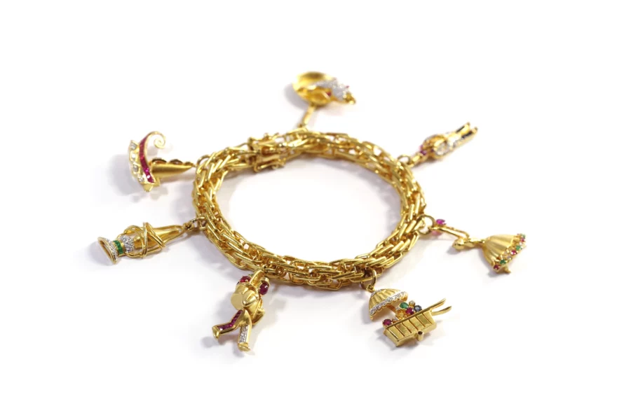 Vintage gold bracelet