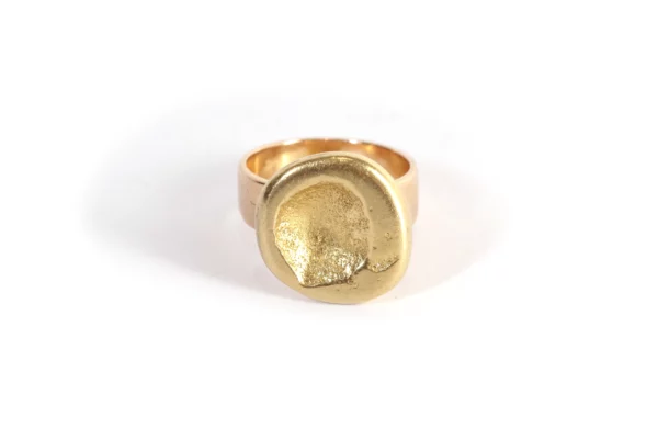 Gold pincky ring