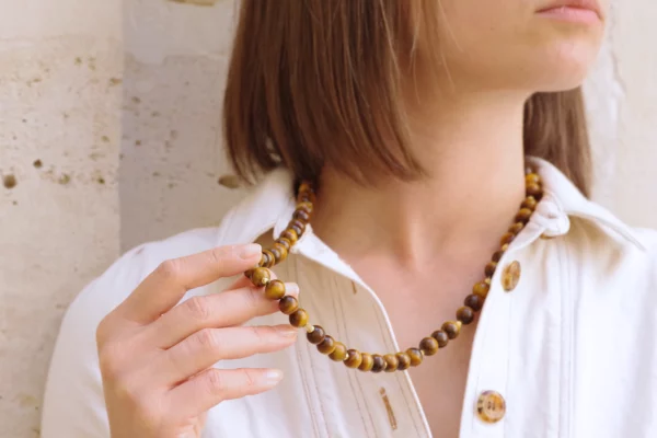 gold and tiger eye necklace