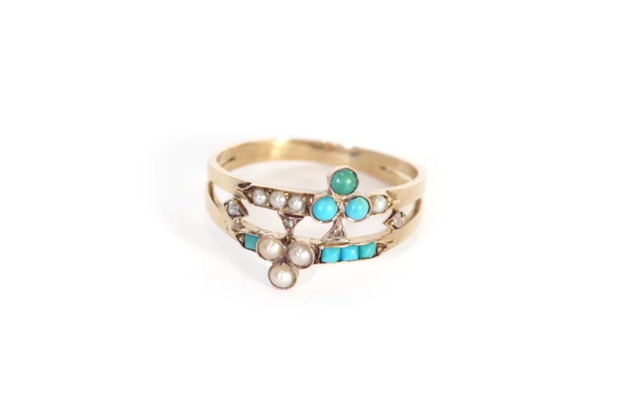 Victorian clover pearl ring