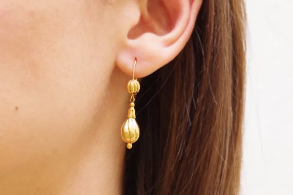 Gold dangle earrings