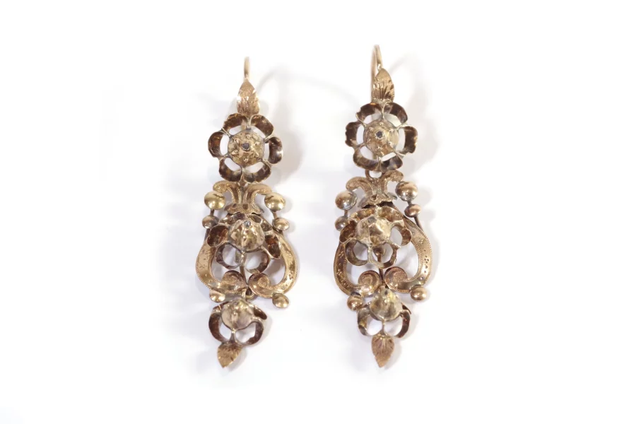 antique spanish earrings in gold