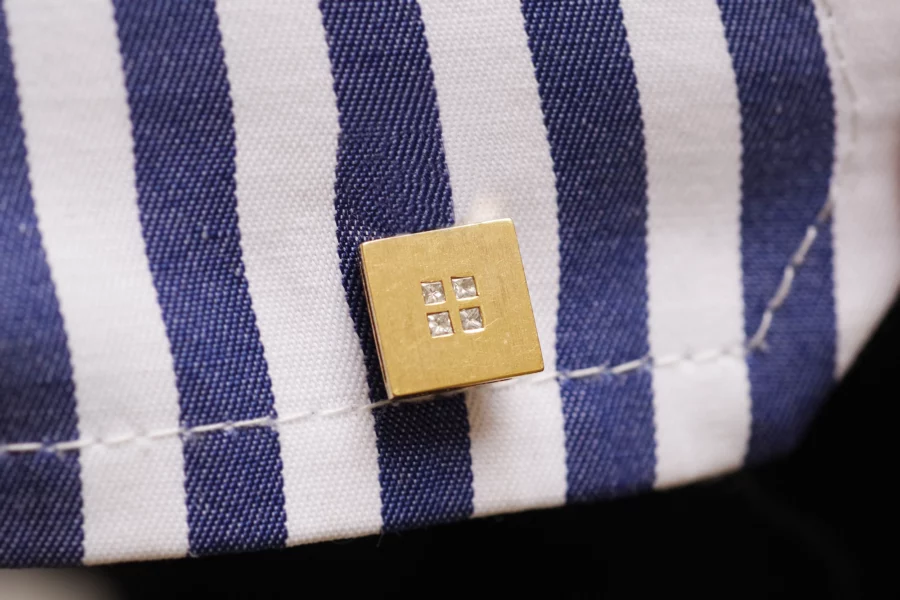 square cufflinks in gold