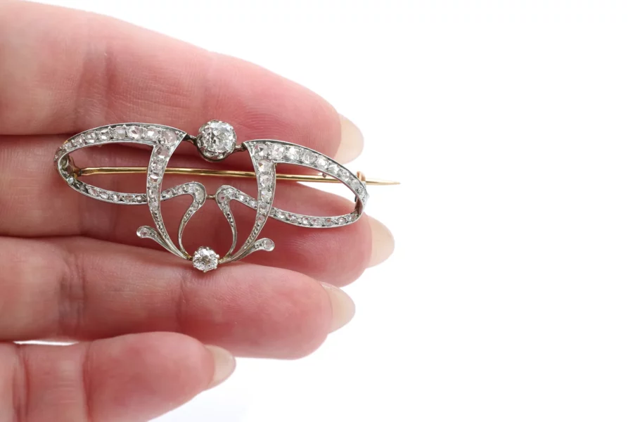 diamond art nouveau brooch