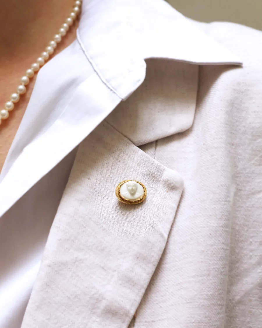 Antique tie pin with a cameo