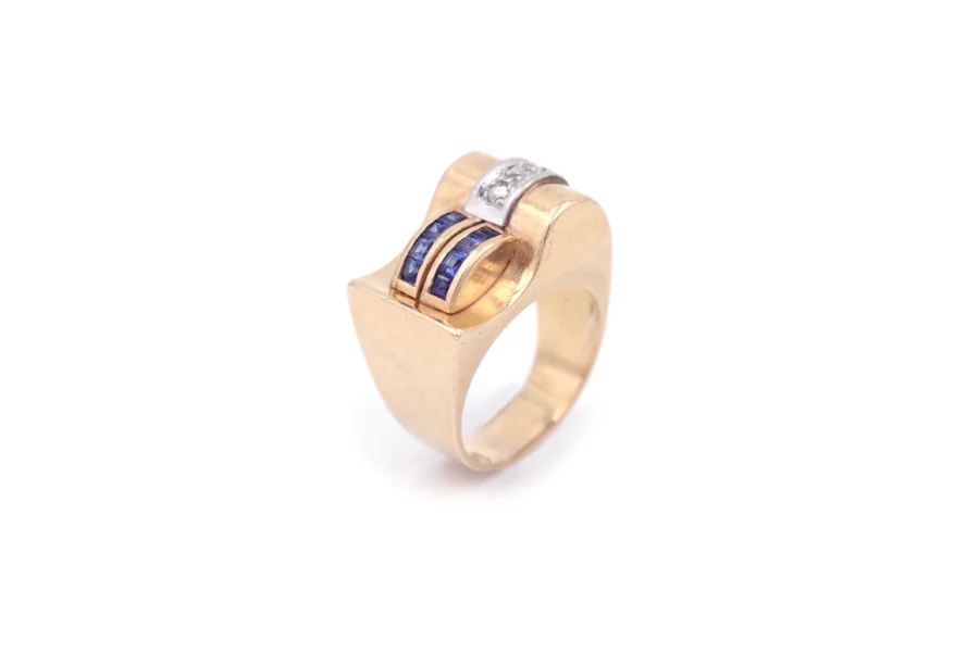 tank diamond and sapphire ring