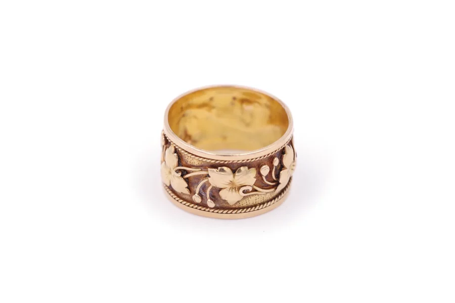 Bague art Nouveau feuilles