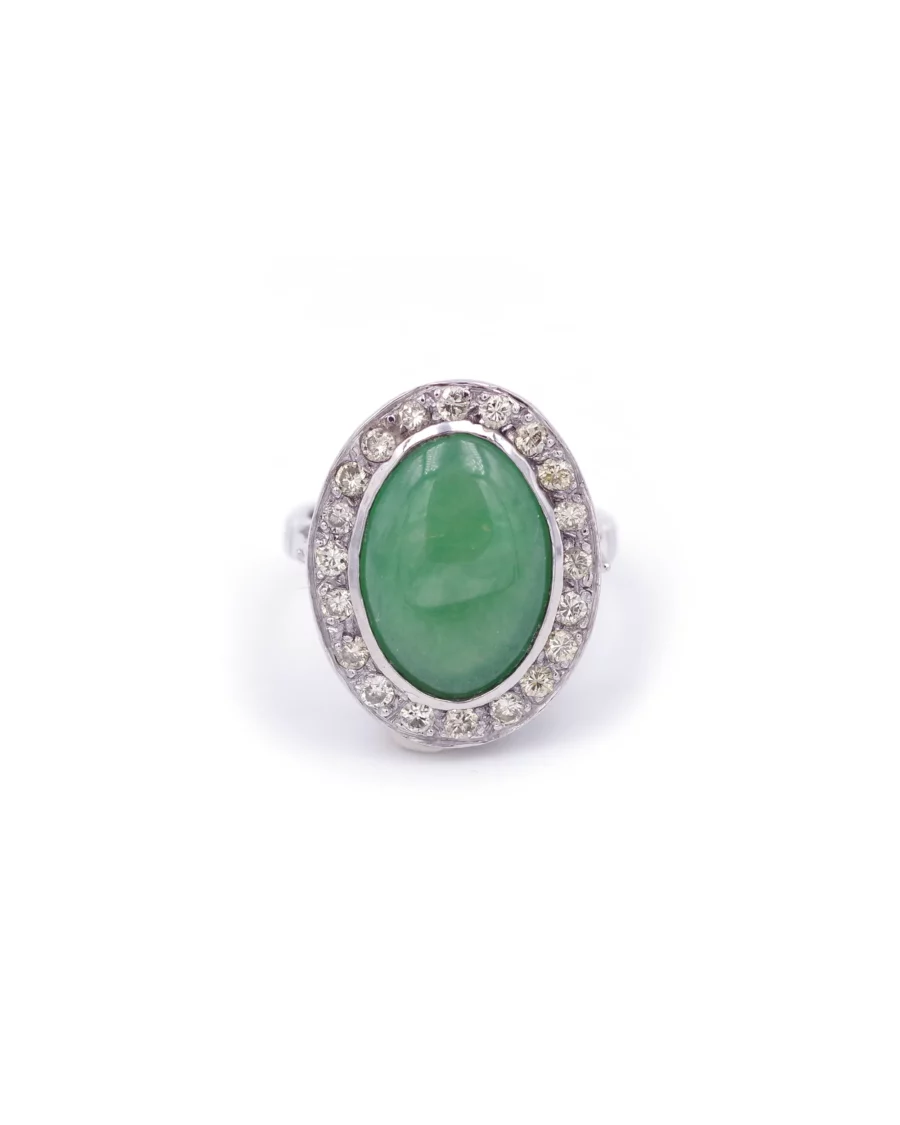 Bague jade diamants en or blanc